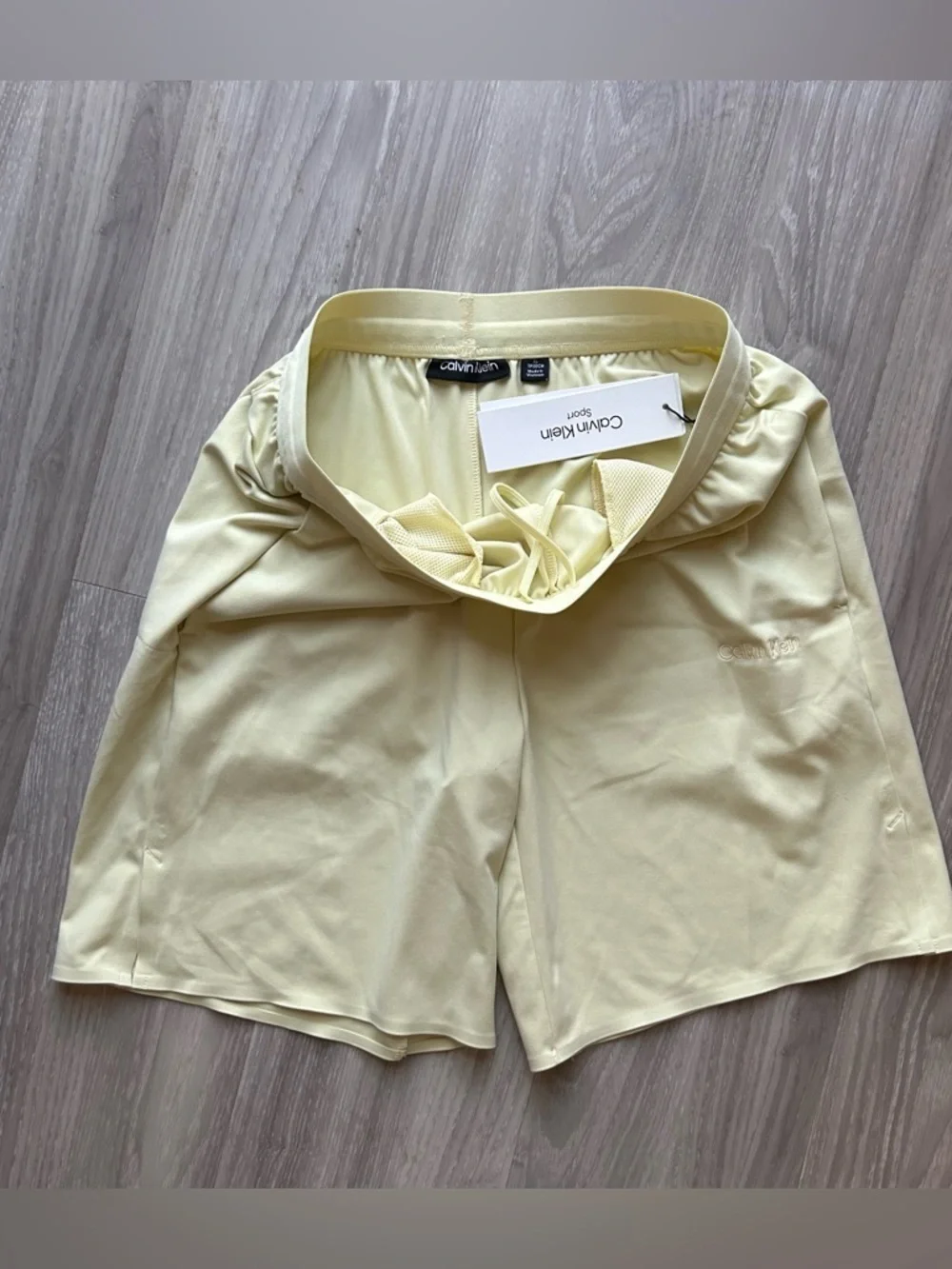 Calvin Klein | Soft Stretch Workout Shorts in Garden Glade Yellow (X-Small)